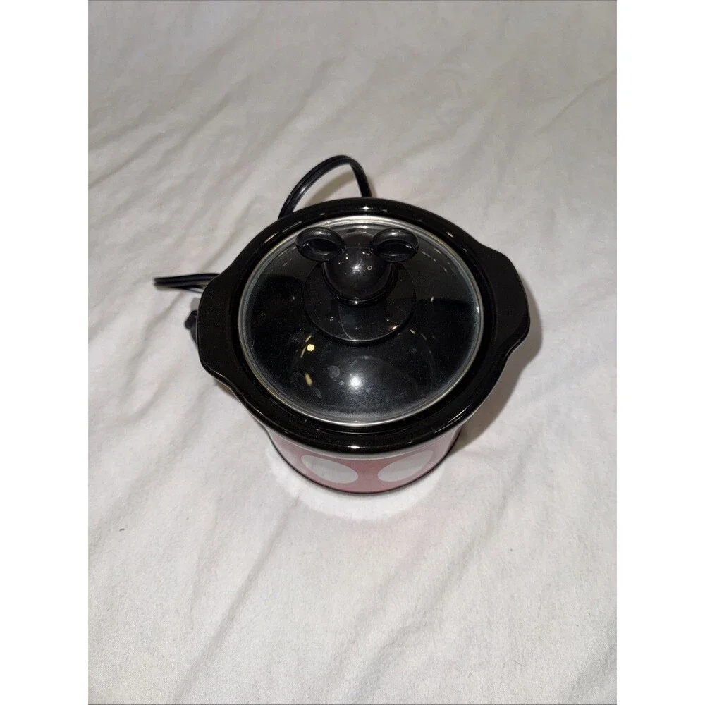 NEW - DISNEY - MICKEY MOUSE .65 Quart - 20 OZ. MINI Slow Cooker STONEWARE INSERT